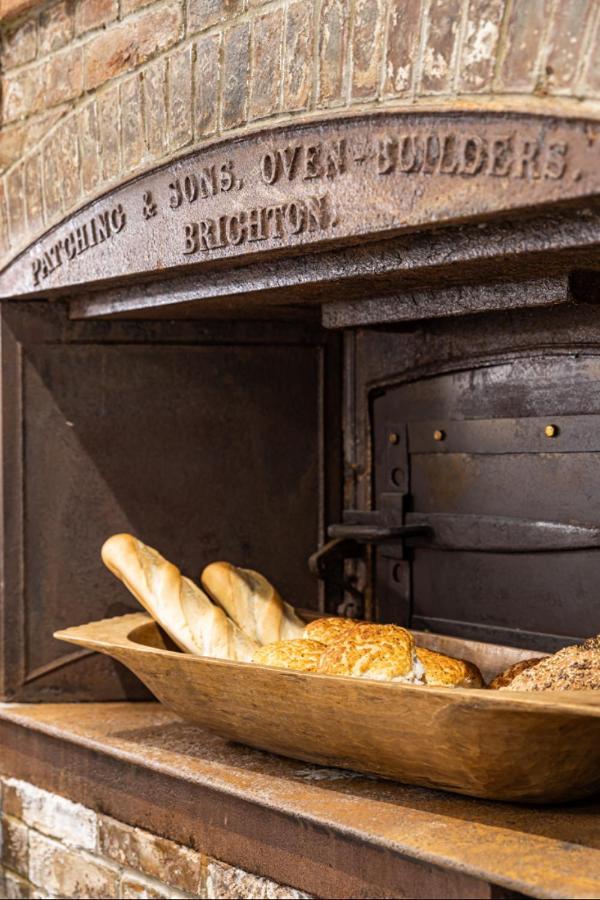 The Bakery A Renovated Gem In Central Brighton Apartment ภายนอก รูปภาพ